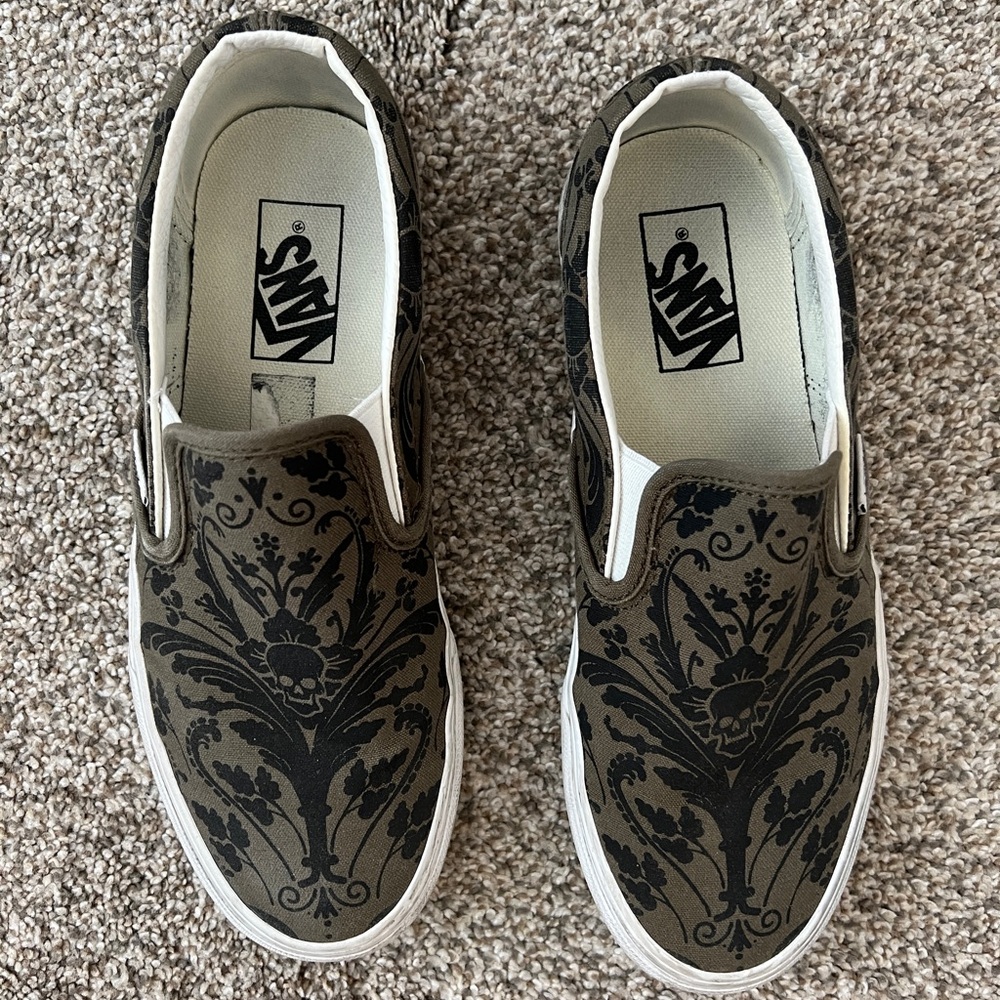 Vans Slip-On Shoes - green and black